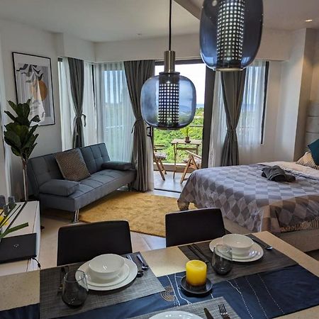 Dominiks Stylish Resort Gem Ocean View Pool Queen Bed At Tambuli 8 Floor Fast Wifi Lapu-Lapu City Bagian luar foto