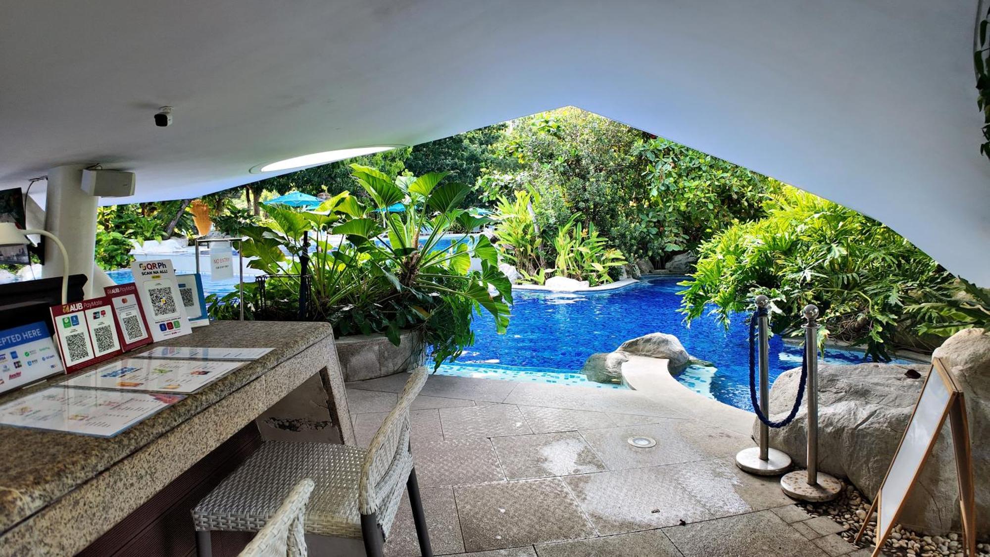 Dominiks Stylish Resort Gem Ocean View Pool Queen Bed At Tambuli 8 Floor Fast Wifi Lapu-Lapu City Bagian luar foto