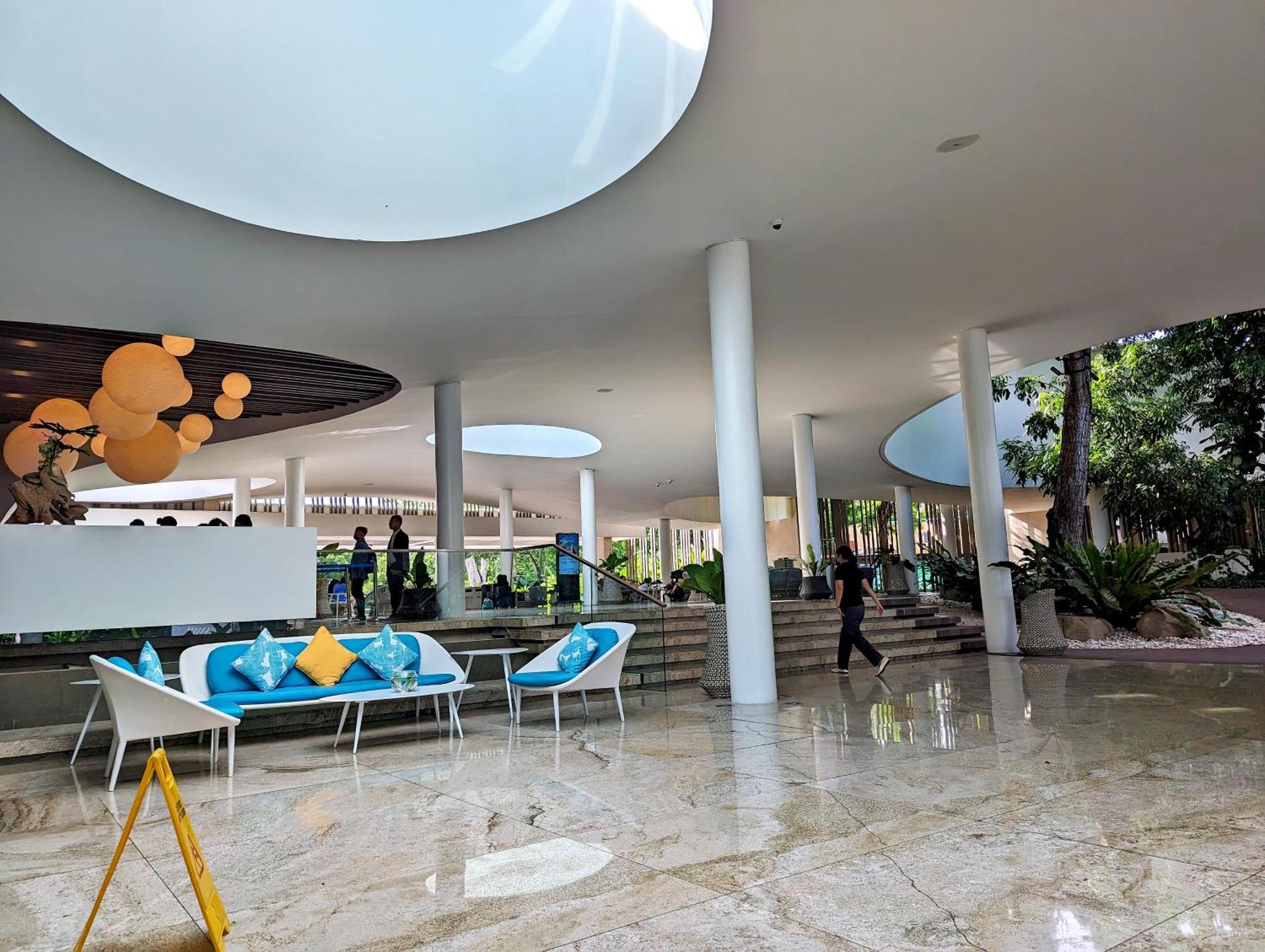Dominiks Stylish Resort Gem Ocean View Pool Queen Bed At Tambuli 8 Floor Fast Wifi Lapu-Lapu City Bagian luar foto