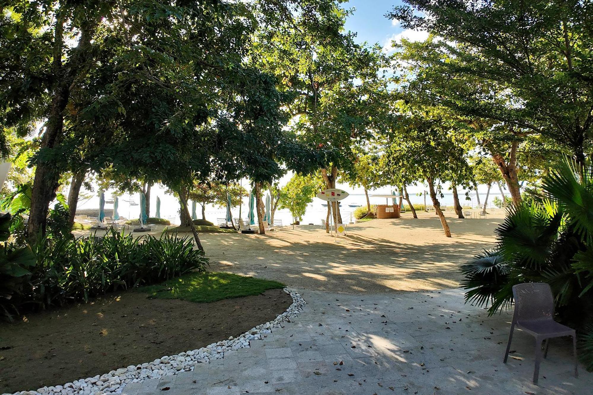 Dominiks Stylish Resort Gem Ocean View Pool Queen Bed At Tambuli 8 Floor Fast Wifi Lapu-Lapu City Bagian luar foto